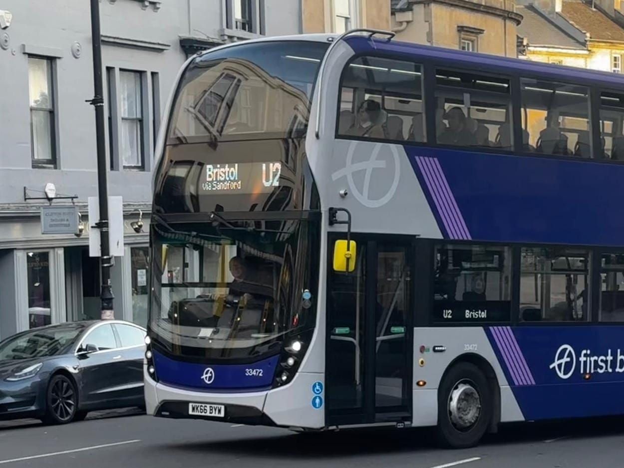 U2 bus service 'late every day' for University of Bristol students and staff