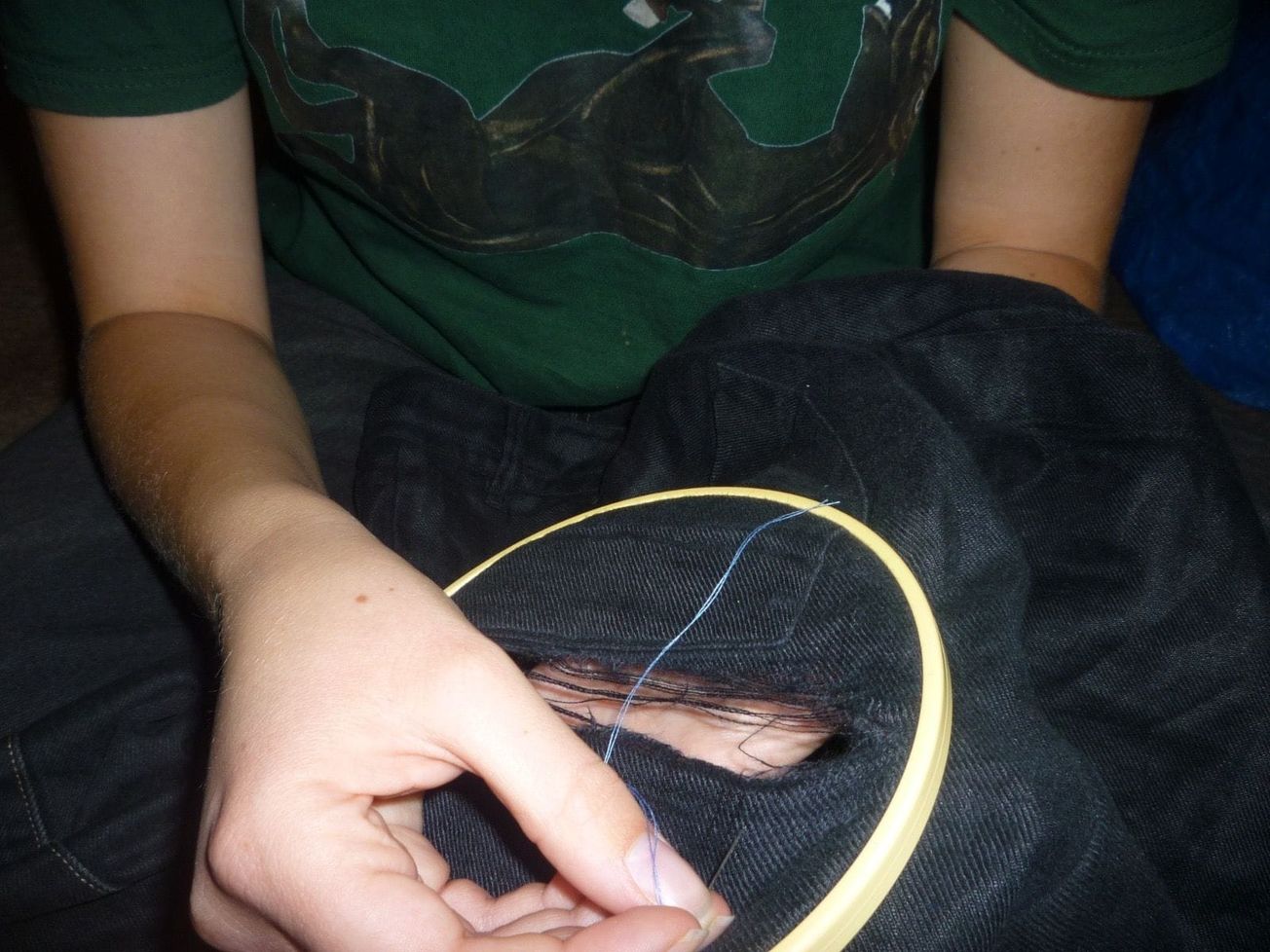 From the spool to the seam: the art of visible mending