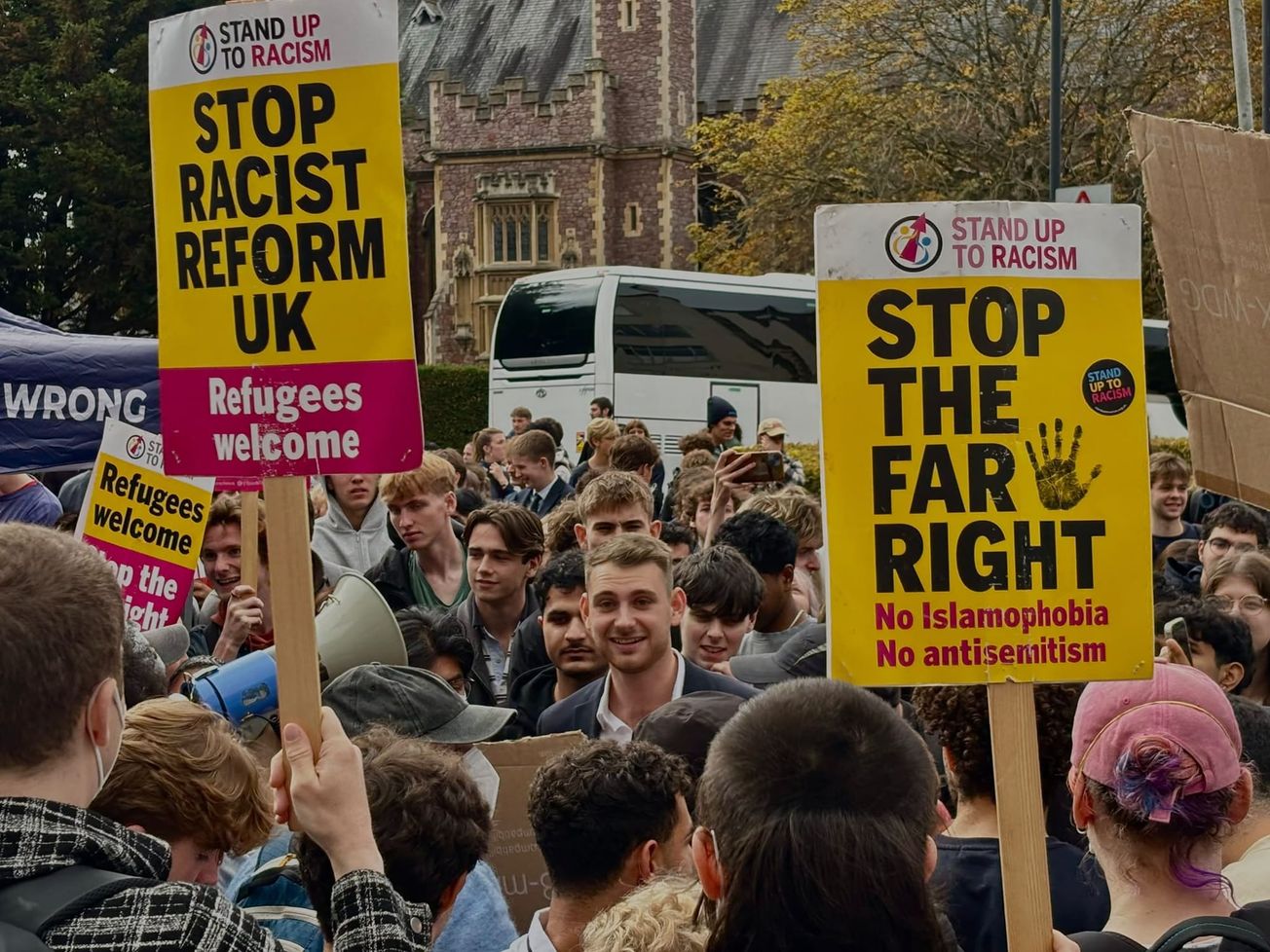 Far right individuals are setting up camp on campus: What is the best way for students to handle it?