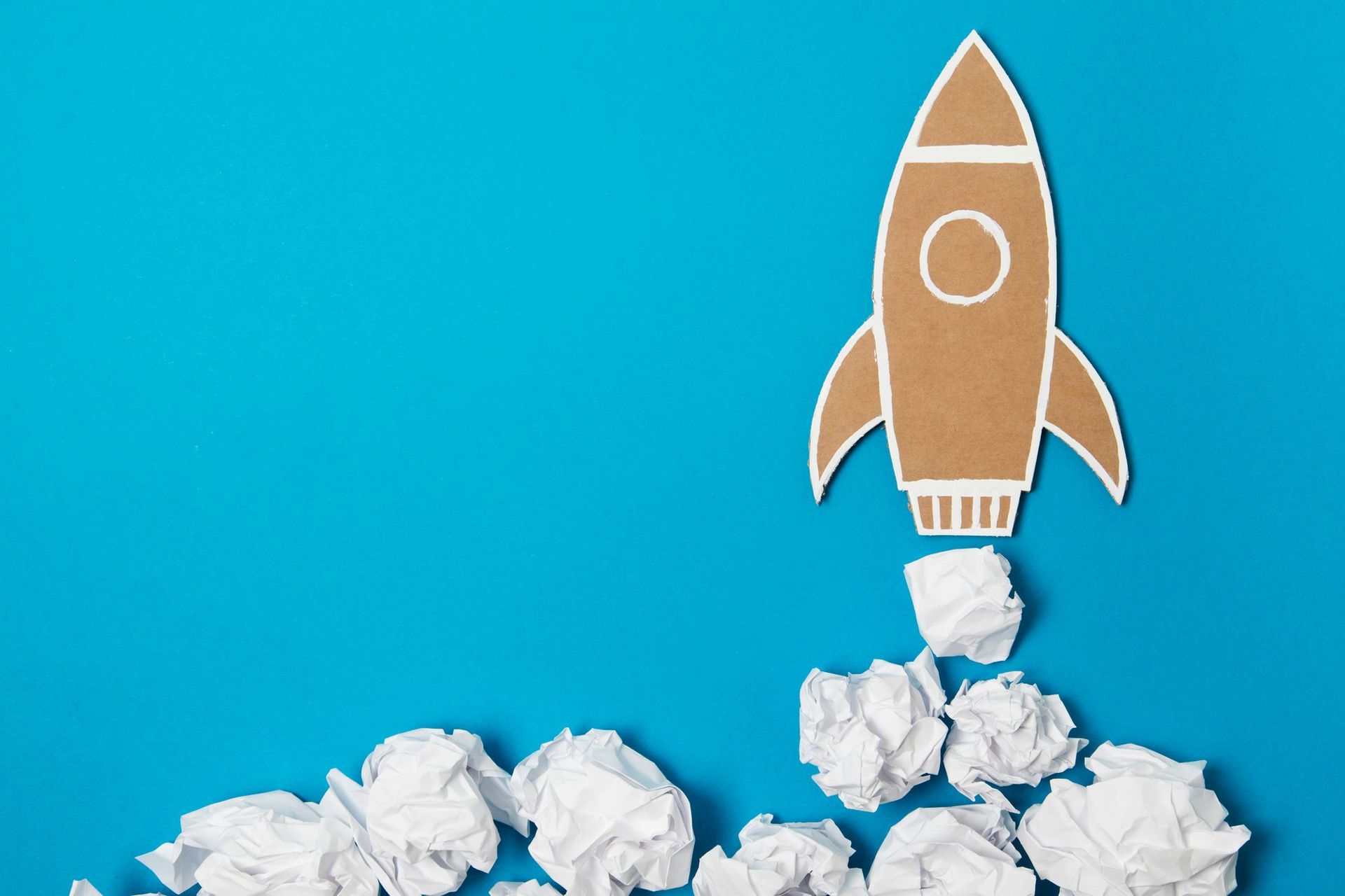 Sobre Astronautas e CRM.