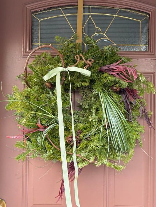 Holiday Season at HanaYou: Gift Cards, Wreaths, and Festive Creativity