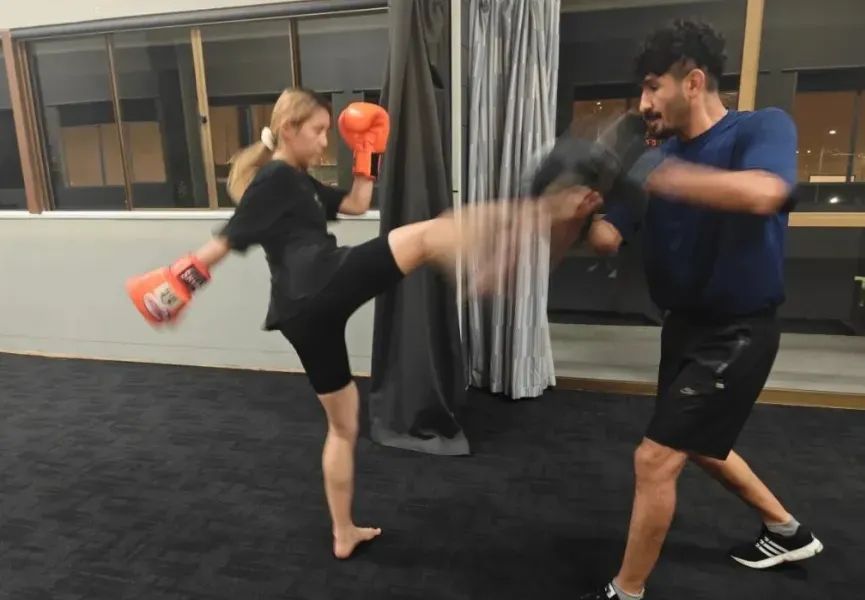 Chinese Girl Joins New Zealand National Team, Aiming for Future World Champion Title