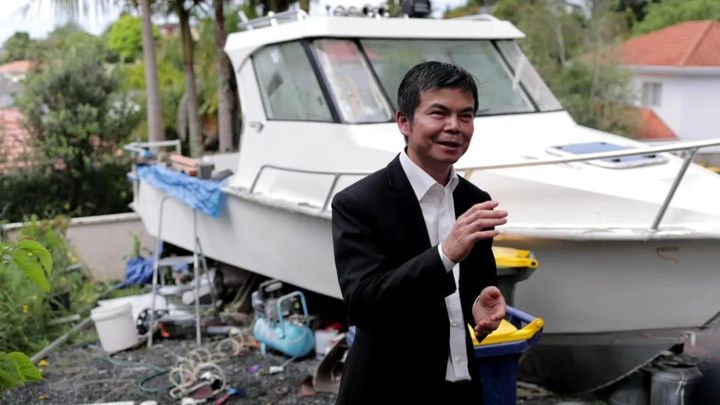 Video: Chinese businessman builds yacht in Auckland backyard