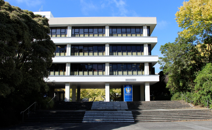 Navigating New Zealand's Green List Immigration: A Chinese PhD's Journey