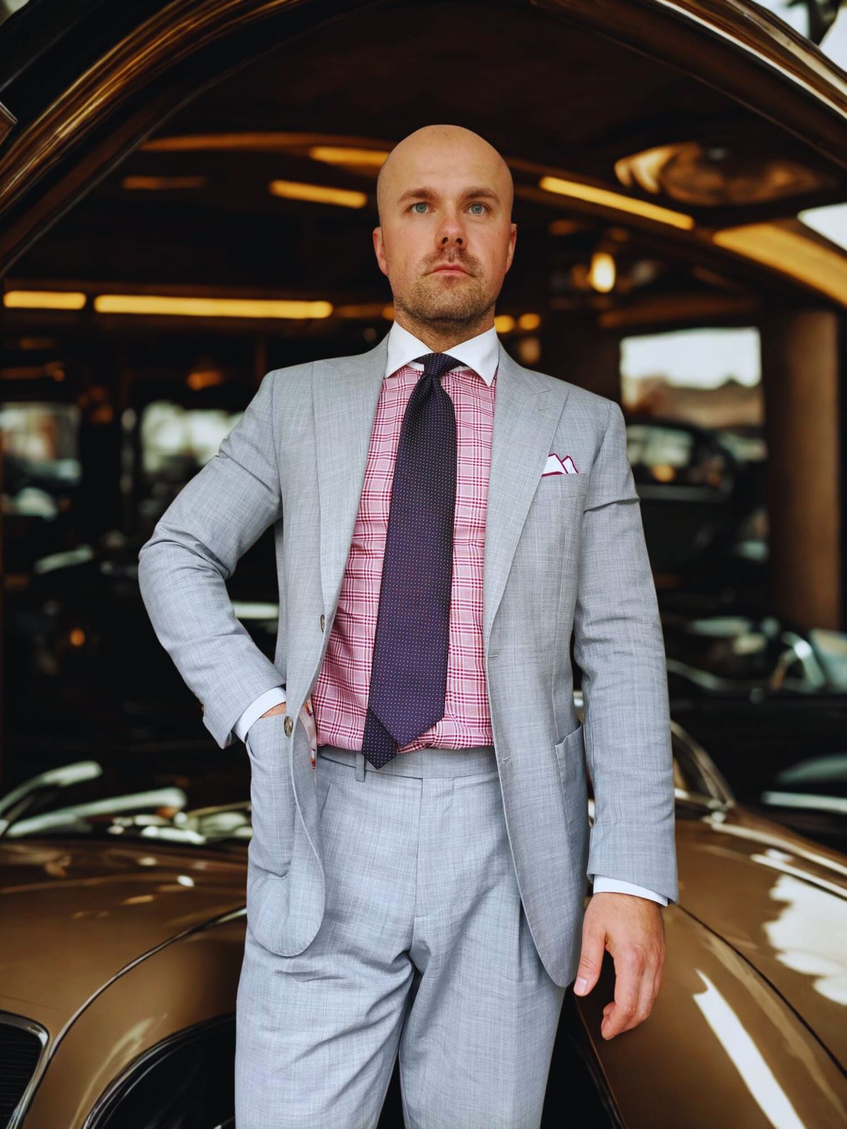 Grey Reigns Supreme: Why Light Grey Suits Define Modern Elegance