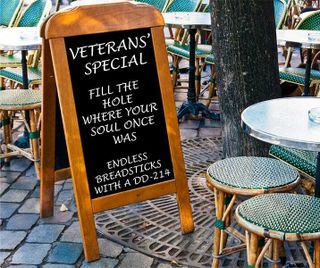 Texas Roadhouse offers free Memorial Day meal for veterans who are dead inside