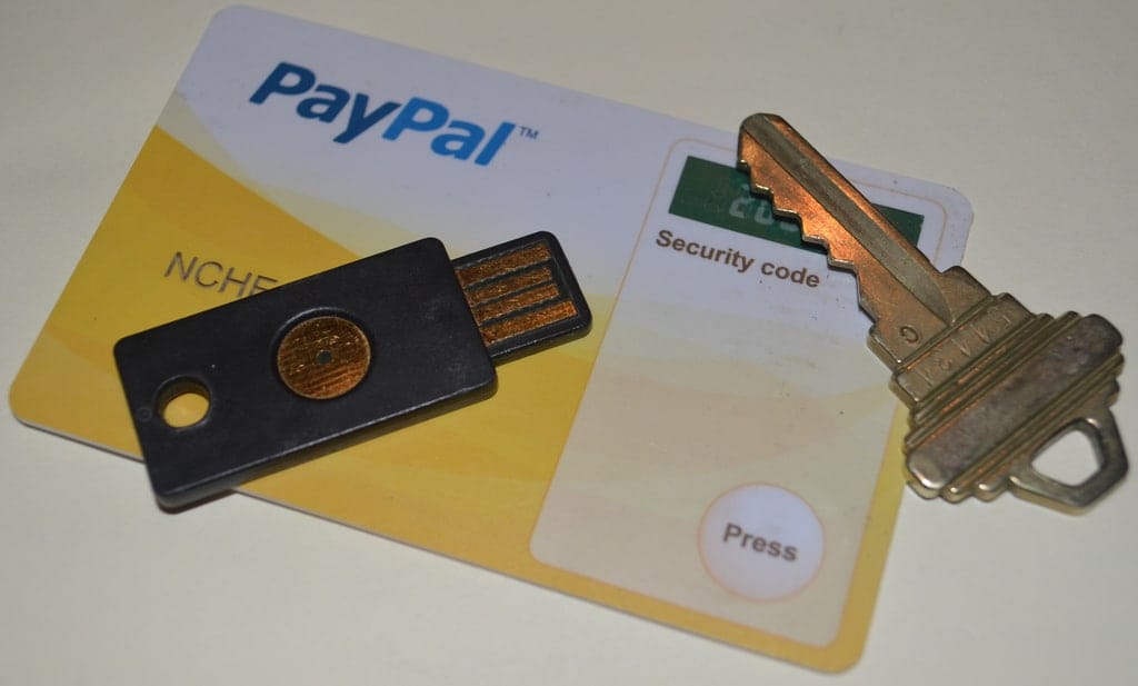 Photo by EricChristensen on Visualhunt / CC BY-SA PayPal & Weltsparen Wakeup Moment für Banken