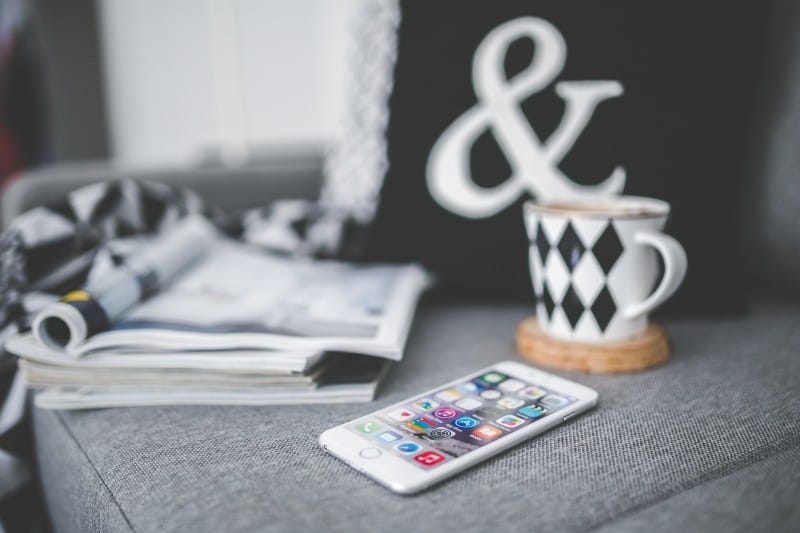 "Smartphone-Banken" - erledigen wir unsere Bankgeschäfte bald nur noch am Handy?