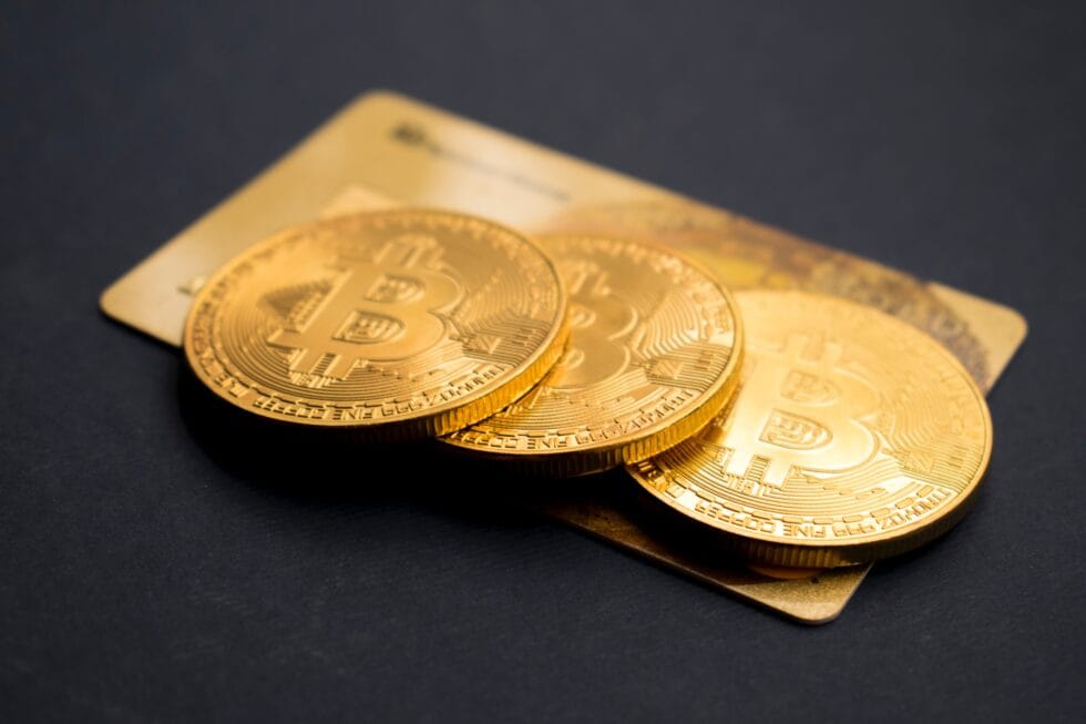 BigTech goes Digital Currencies - now Amazon too?