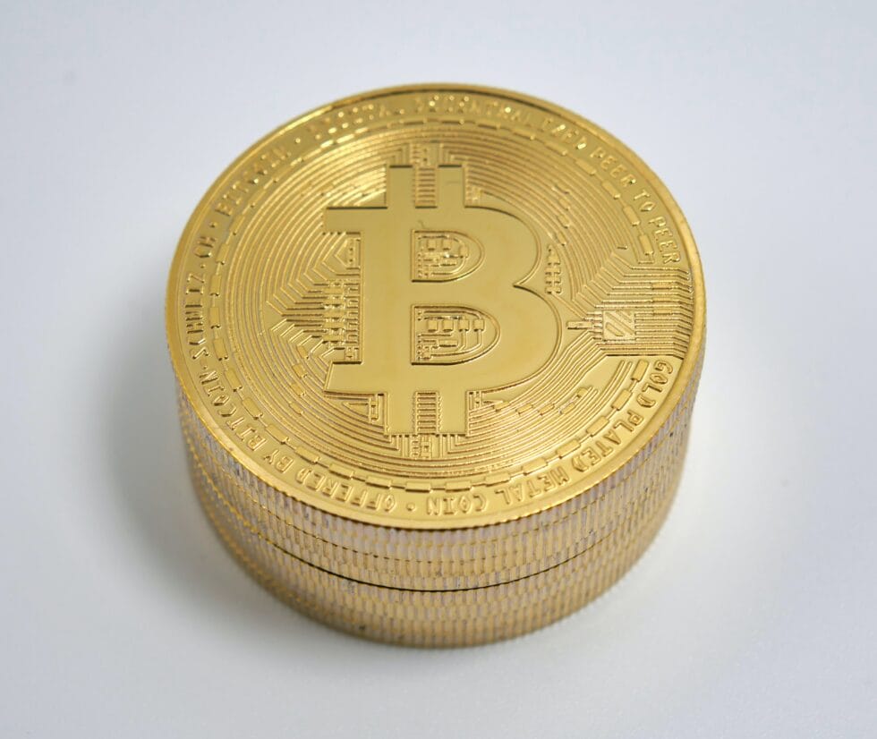 Programmable payments and the role of DLT