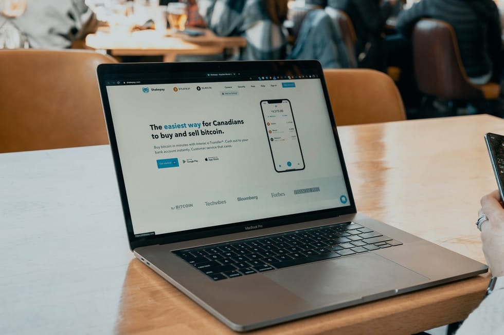 News: crypto ban, Coinbase and CBDC