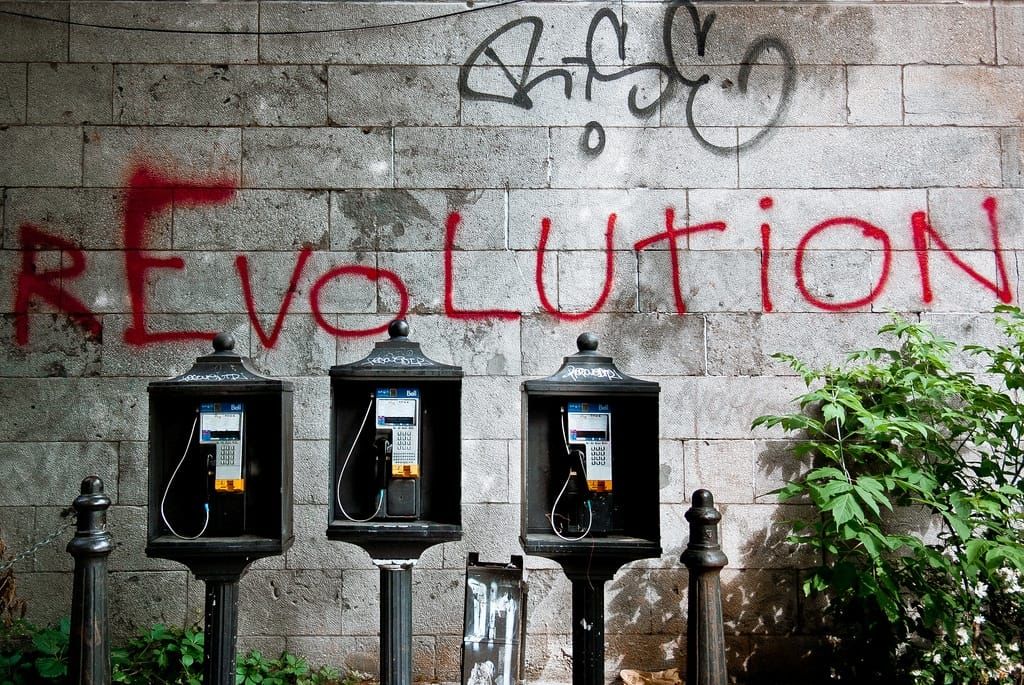 FinTech - eine Beziehungskrise. Von der Minimisation der Revolution