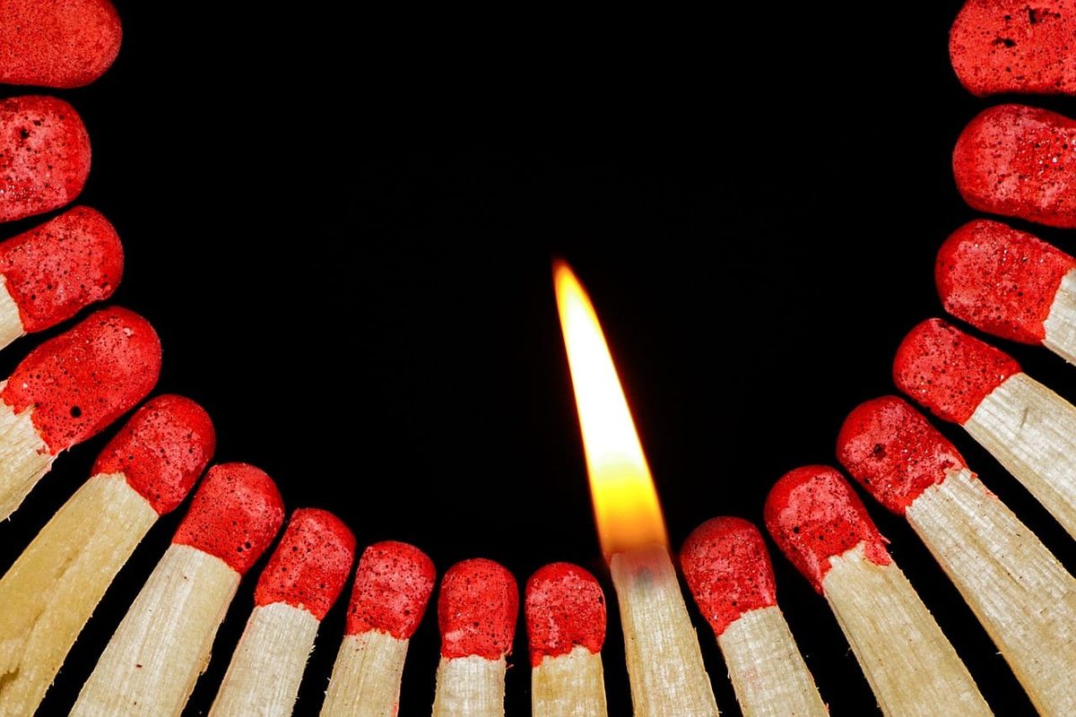 flame, matches, crisis