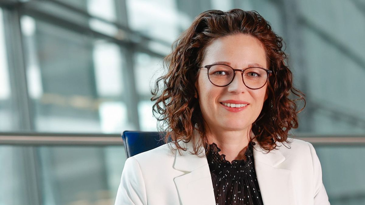 Anne Leonhardt über Transparente Vergleichsmöglichkeiten stärken finanzielle Bildung