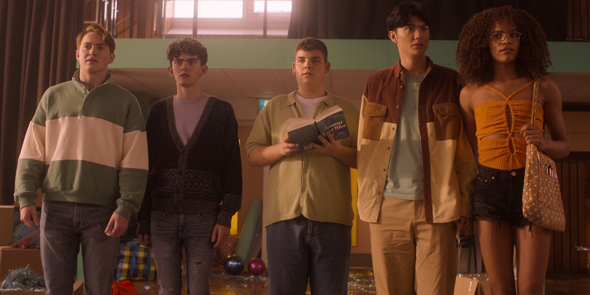 Review: Heartstopper, "Sorry" & "Perfect" | Season 2, Episodes 7 & 8