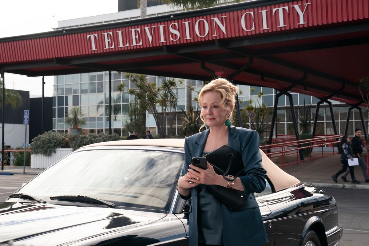 Review: Hacks, "Bulletproof"| Season 3, Episode 9