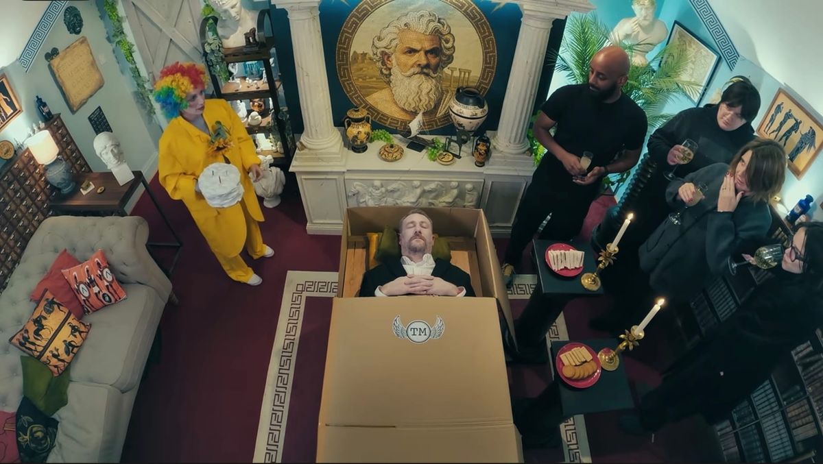 Review: Taskmaster, “To void an oblong.”  | Series 22, Episode 6