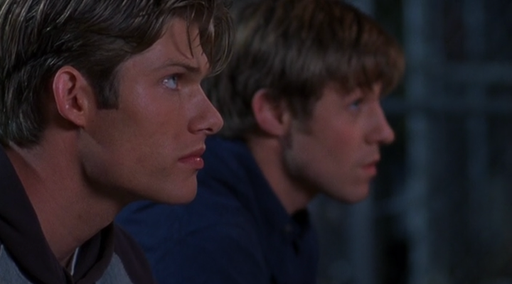 Episodic Classics: The O.C., "The Homecoming,“ ”The Secret,” & ”The Best Chrismukkah Ever” | Season 1, Episodes 11, 12, & 13