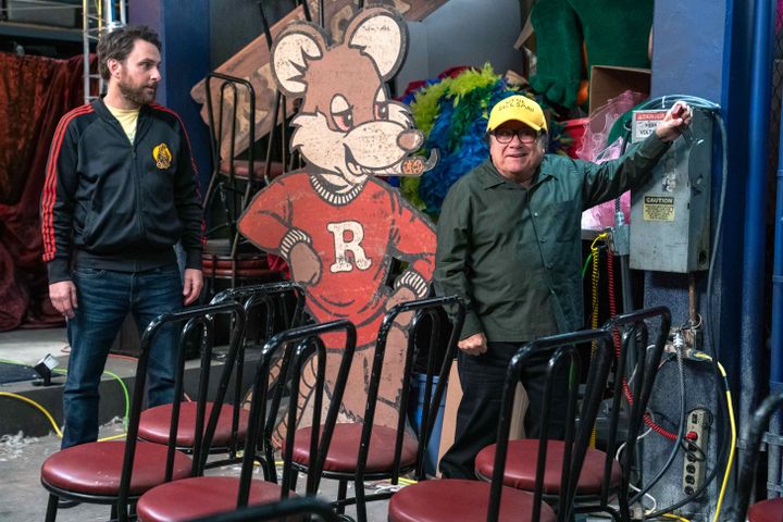 Review: It's Always Sunny in Philadelphia, "Risk E. Rat's Pizza & Amusement Center" | Season 3, Episode 6