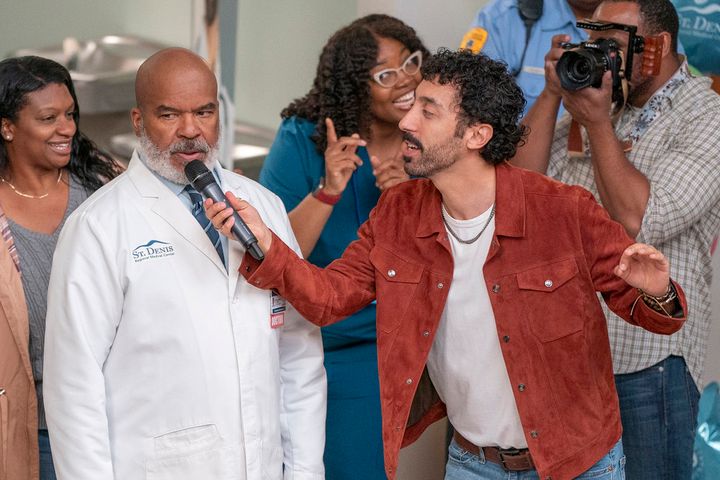 Review: St. Denis Medical, “Some Famous Internet Guy” | Season 1, Episode 13