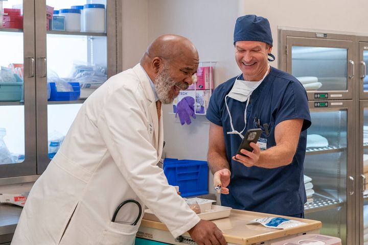 Review: St. Denis Medical, “Weird Stuff You Can’t Explain” | Season 1, Episode 3