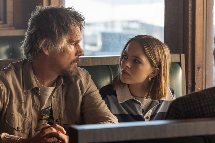 Review: The Lowdown, “Dinosaur Memories” / Season 1, Episode 3