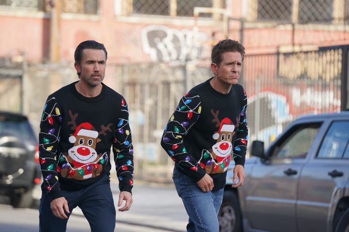 Review: It's Always Sunny in Philadelphia, "Mac and Dennis Tear Their ACLs"| Season 18, Episode 8