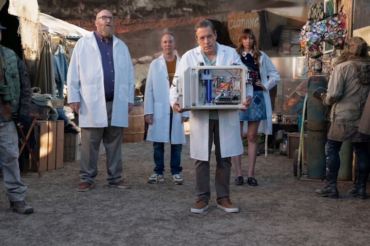 Review: Stuart Fails To Save the Universe, "Spoiler: Dexy's Midnight Runners Get a Royalty Payment" | Season 1, Episode 7
