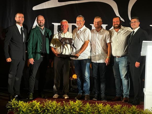 'BAKBEEN' The New Breeding Sensation at Die Painters (ZA)