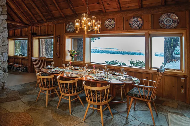 Picture of cabin dining room overlooking Payette Lake in McCall, ID