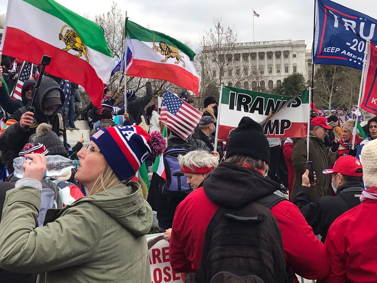 Iranian Neo-Monarchism and the Politics of Diasporic Longing