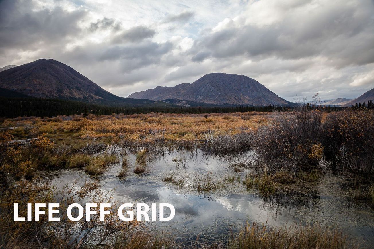 Life Off Grid: A Revolutionary Approach to Living