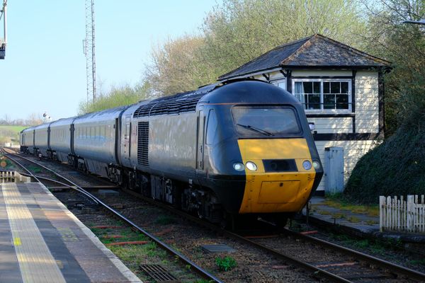 Chasing a Rail Icon: My Farewell Journey on the GWR HST from Salisbury to Cornwall