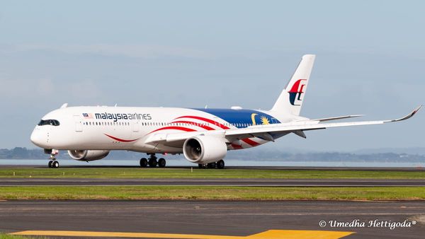 Malaysia Airlines Airbus A350-900 9M-MAC in Negaraku livery at Auckland Airport.