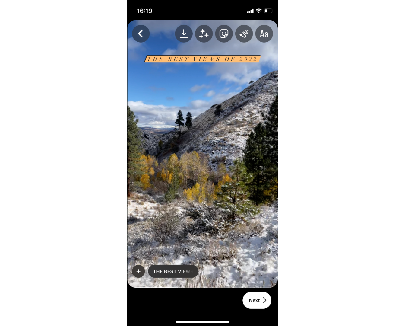 Instagram album selection menu highlighting a custom recap folder with photos and videos.