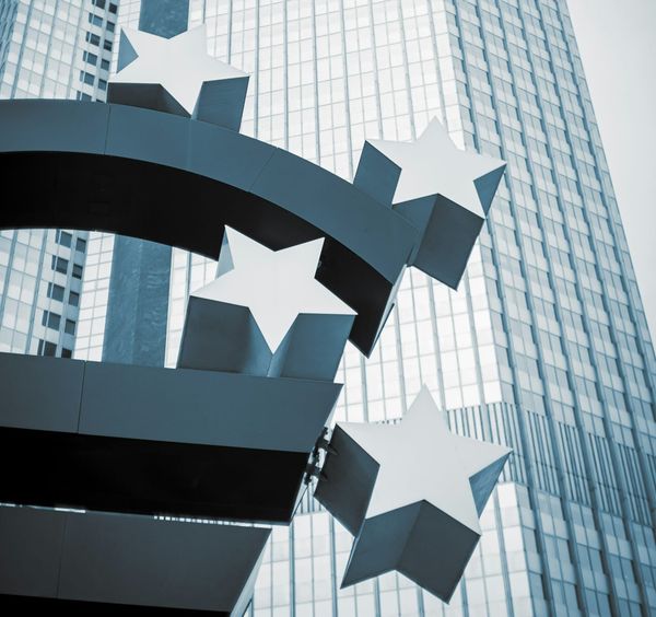 EU-kommissionens chefsjurist omplaceras kort efter dom i Pfizergate-målet