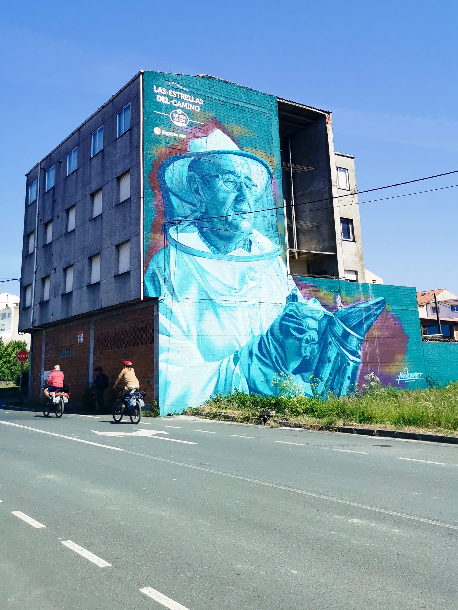 Art mural บนตึกโฆษณาเบียร์ Estrella รุ่น Camino