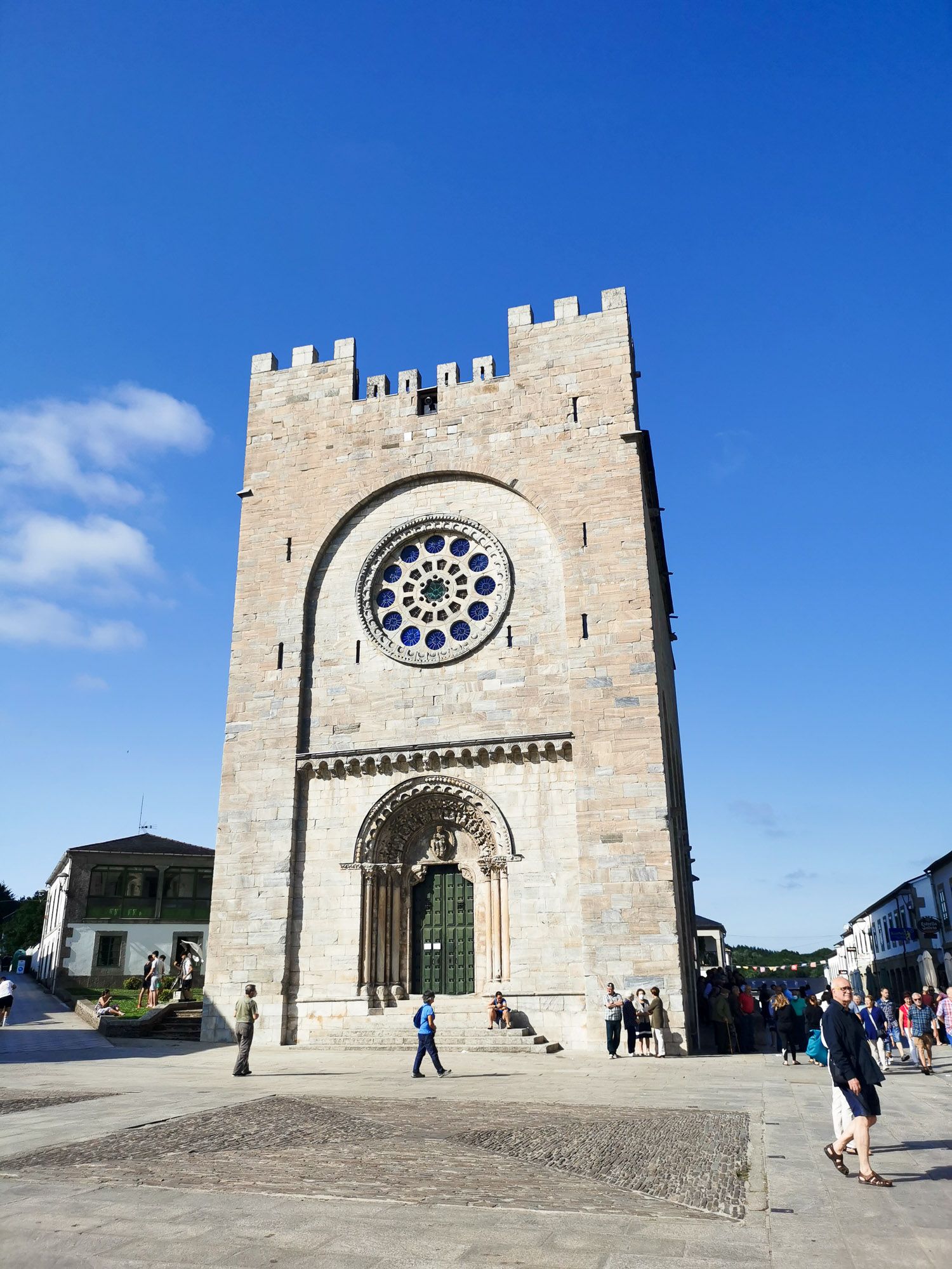 โบสถ์ประจำเมือง ที่ถูกย้ายมาจากเมืองเก่า