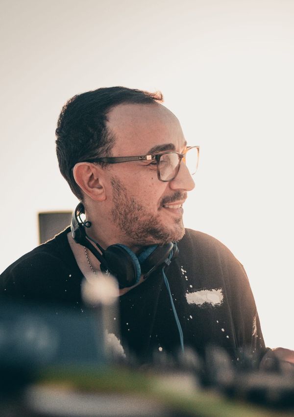 Magnetised – DJ Sammy’s New Dance Track About a Toxic Attraction