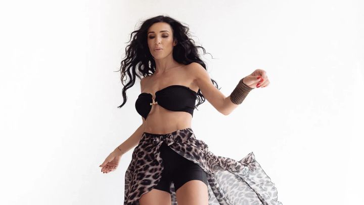 B Jones Launches ARRYBA Music with Groundbreaking "Mainstage EP Vol. 1"