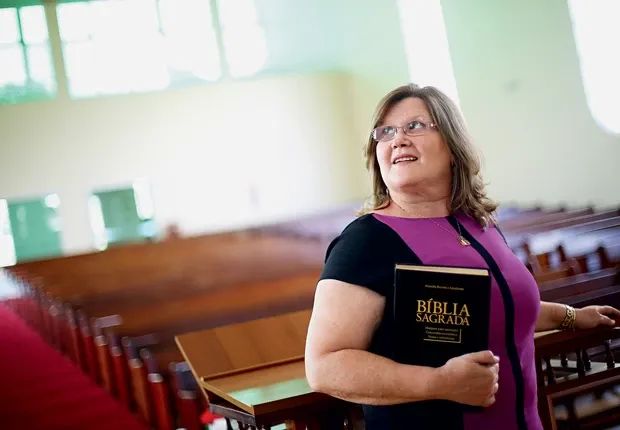 Igrejas conservadoras e a resistência para a ordenação feminina