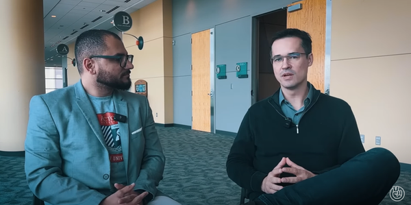 Três minutos de conversa com Dois Dedos de Teologia