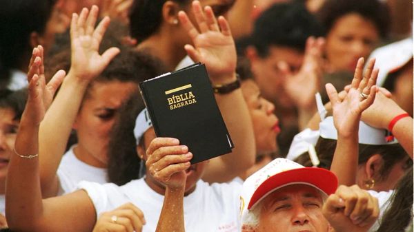 Fala sobre pobreza revela diferenças no campo da fé e da política