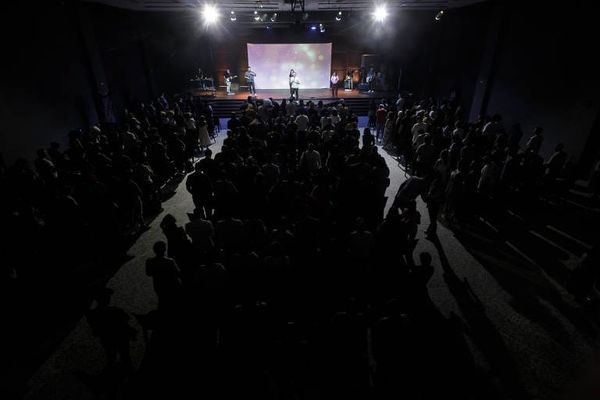 Pastores Cool no visual, mas vintage na pregação