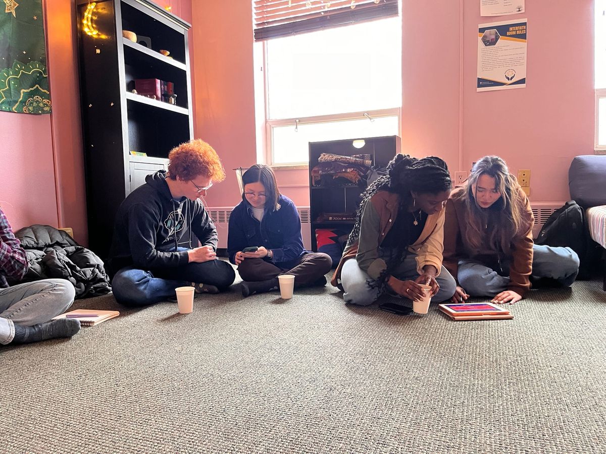 Interfaith Council invites students to 'chat,' sip on chai