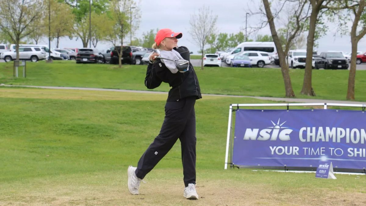 Women's golf looks forward to building season