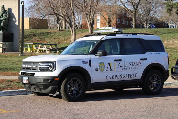 Suspicious non-students make appearances around campus