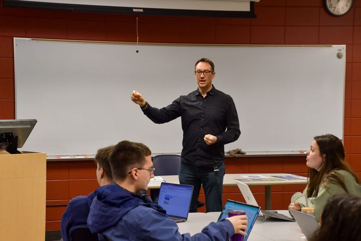 SOPHIA, FYS committees evaluate core curriculum