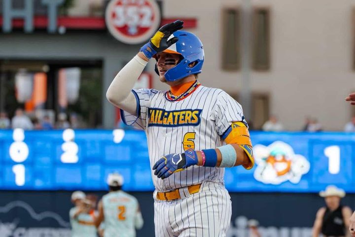 From 'goofball' to Banana Ball: Alumnus Jordan Barth finds his perfect stage