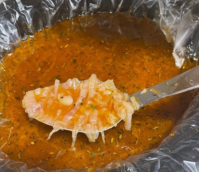 Dark Chicken Broth with Beef